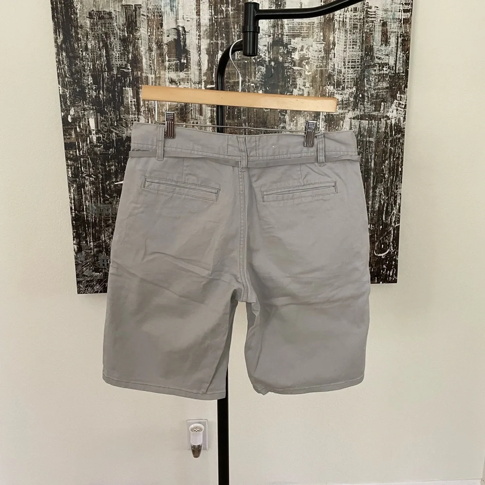 Empyre Shorts - Picture 2 of 3